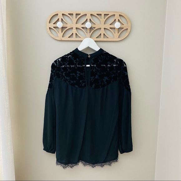 Altar'd State Long Sleeve Velvet Blouse Black Sz Small - Picture 6 of 10